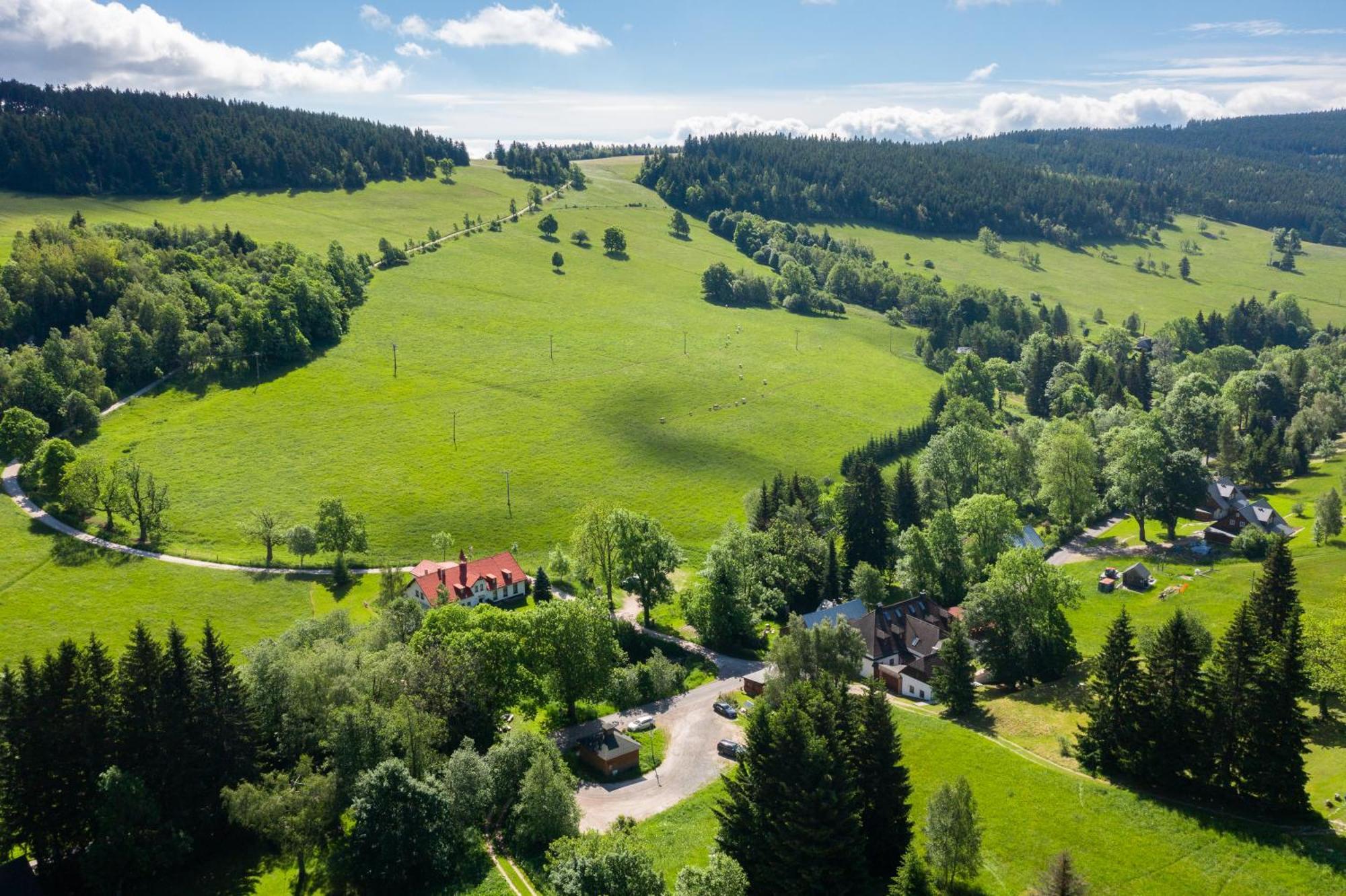Penzion Stara Celnice Pec pod Snezkou Esterno foto